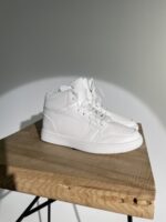 Laisvalaikio bateliai A#256